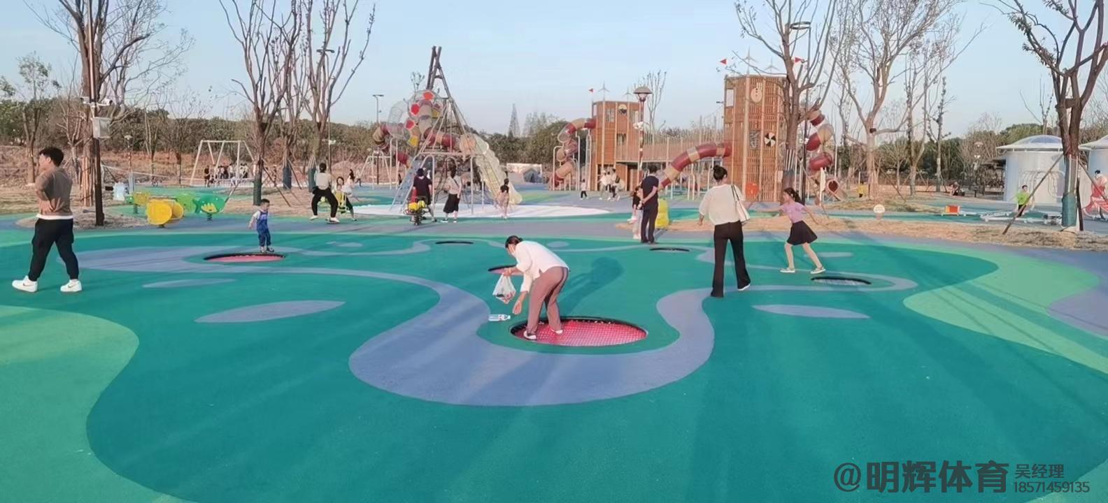 江达公园跑道是用什么材料做成的
